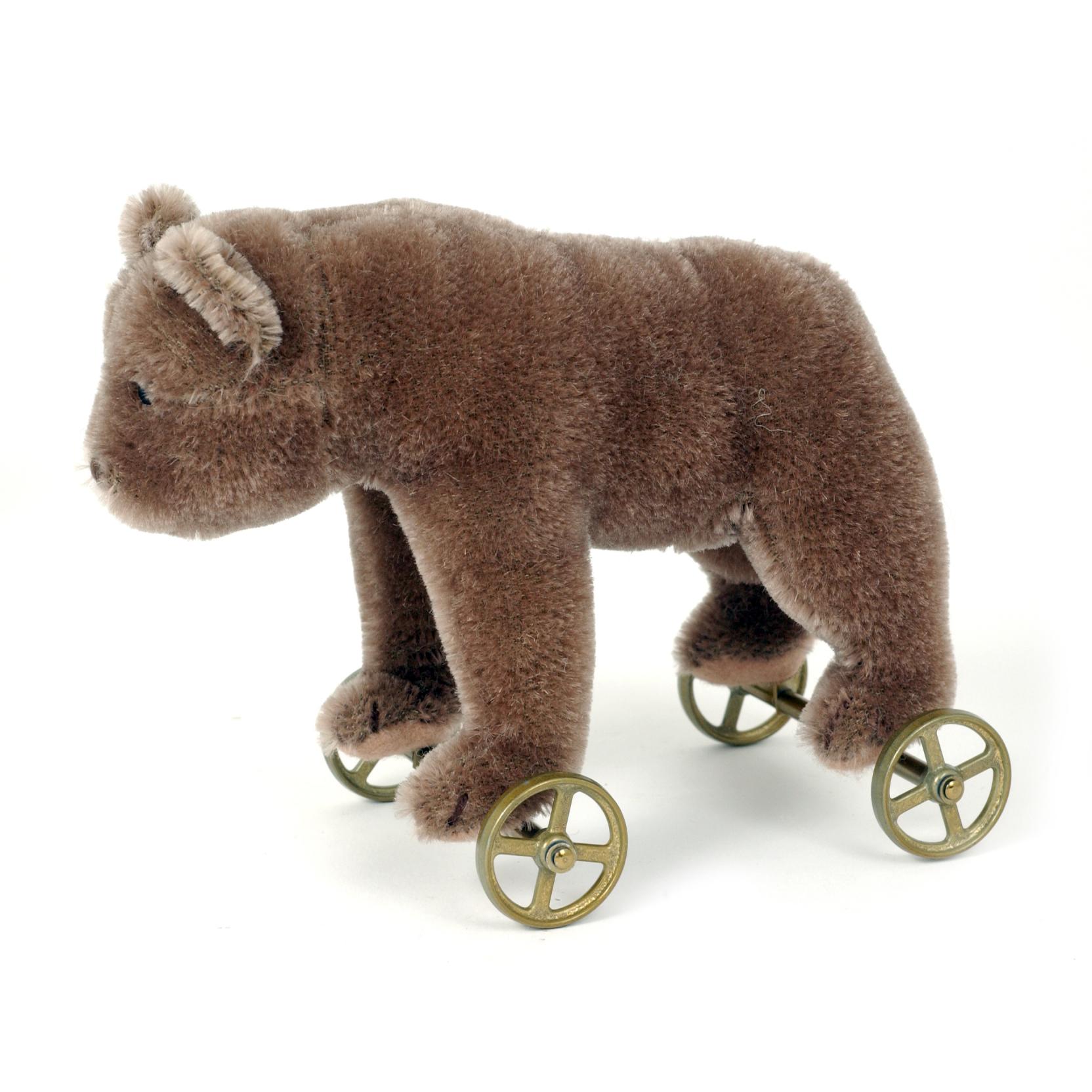 steiff bear wheels