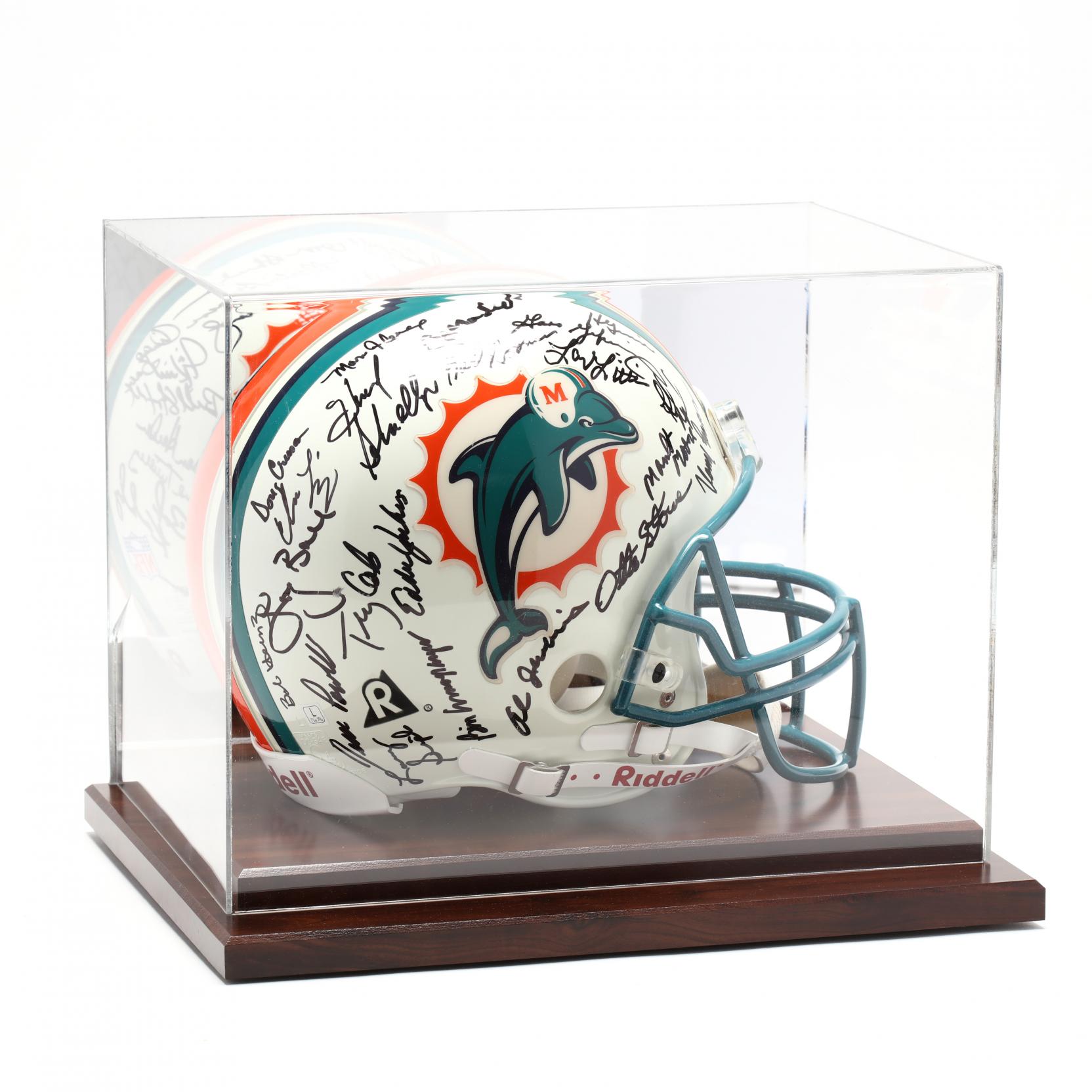 1972 MIAMI DOLPHINS UNDEFEATED TEAM SIGNED HELMET