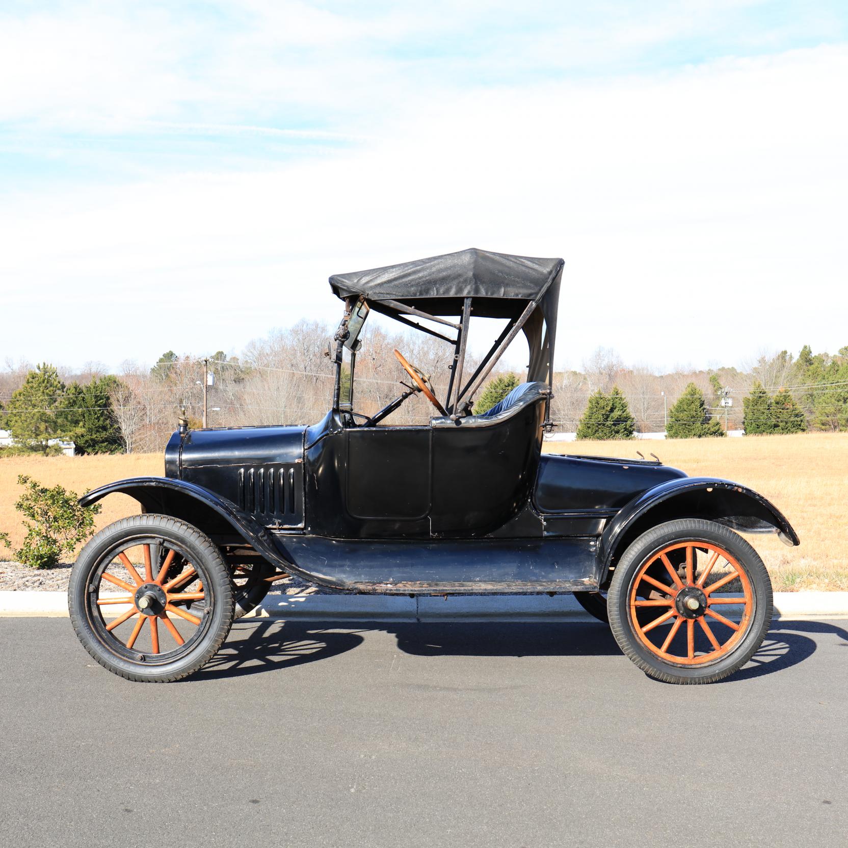 1920 Ford Model T Turtleback Runabout Roadster (Lot 219 - New Year's  Gallery AuctionJan 6, 2018, 9:00am)