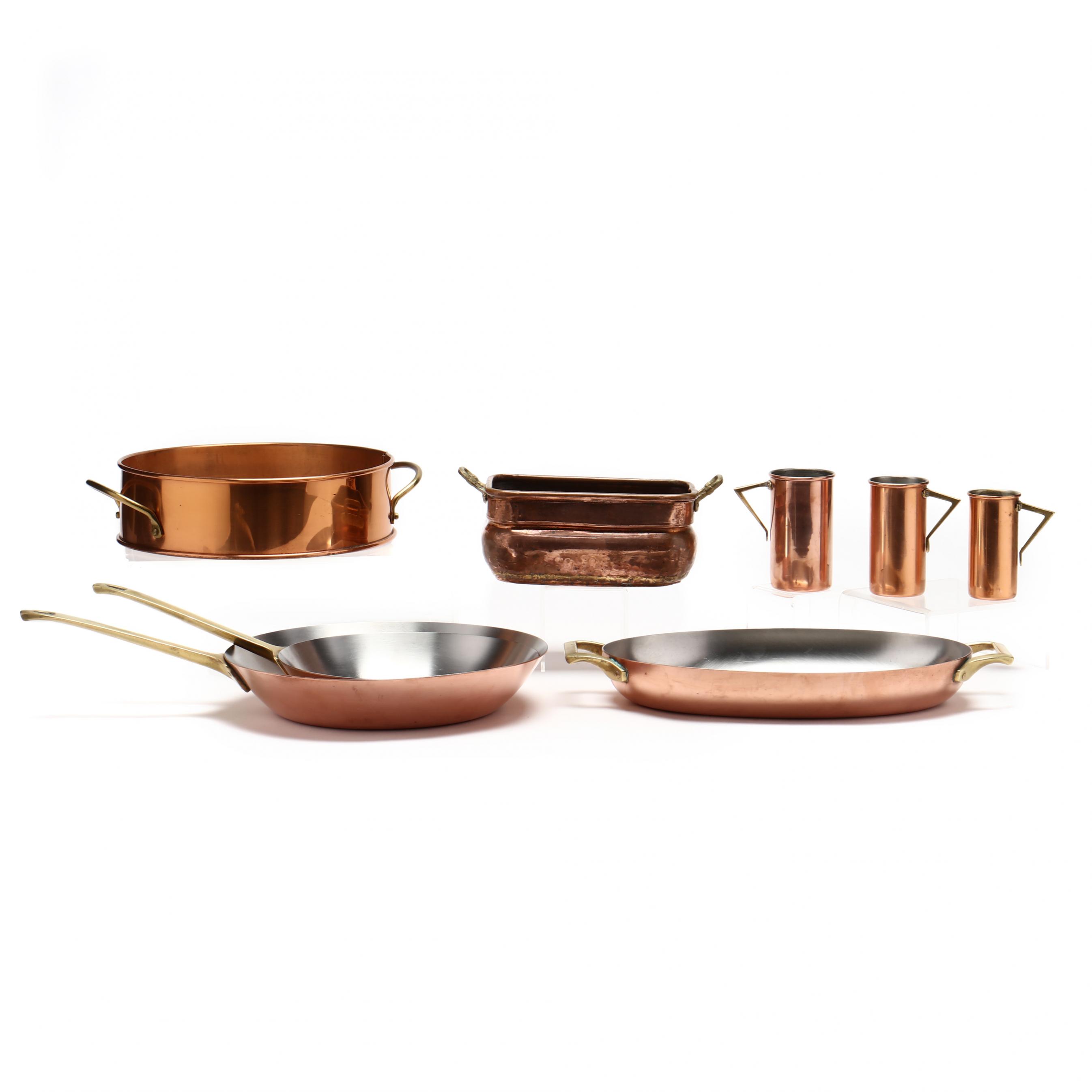 The McGuire Group LLC - Auction: Online Estate Auction - Nov. 8-14, 2019  ITEM: Household: Kitchen: Nice set of Revere Ware Copper Bottom Cooking Pots  and Pans w/lids