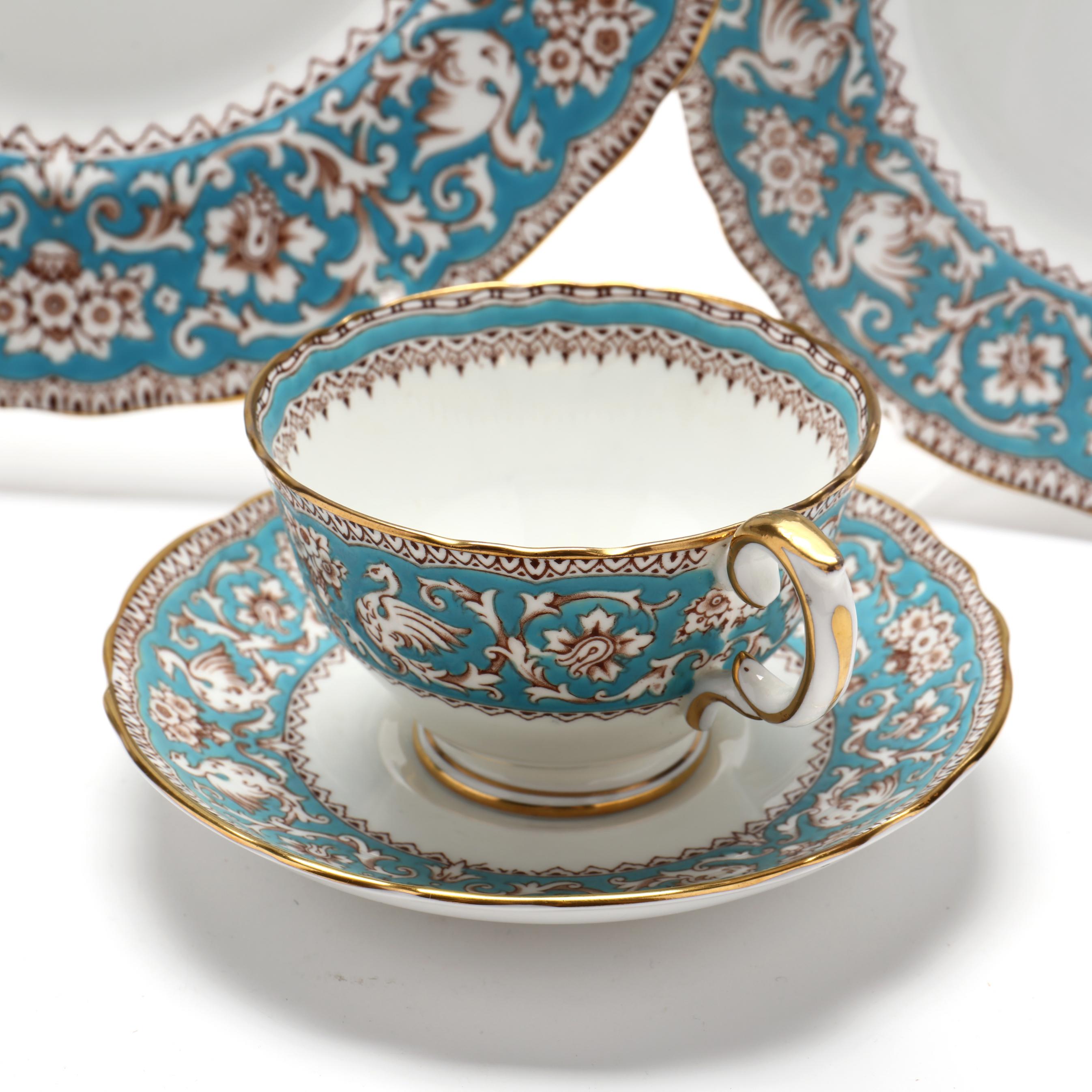 Crown Staffordshire, (91) Pieces of Ellesmere Porcelain Tableware (Lot 65 -  May Estate AuctionMay 10, 2023, 9:00am)