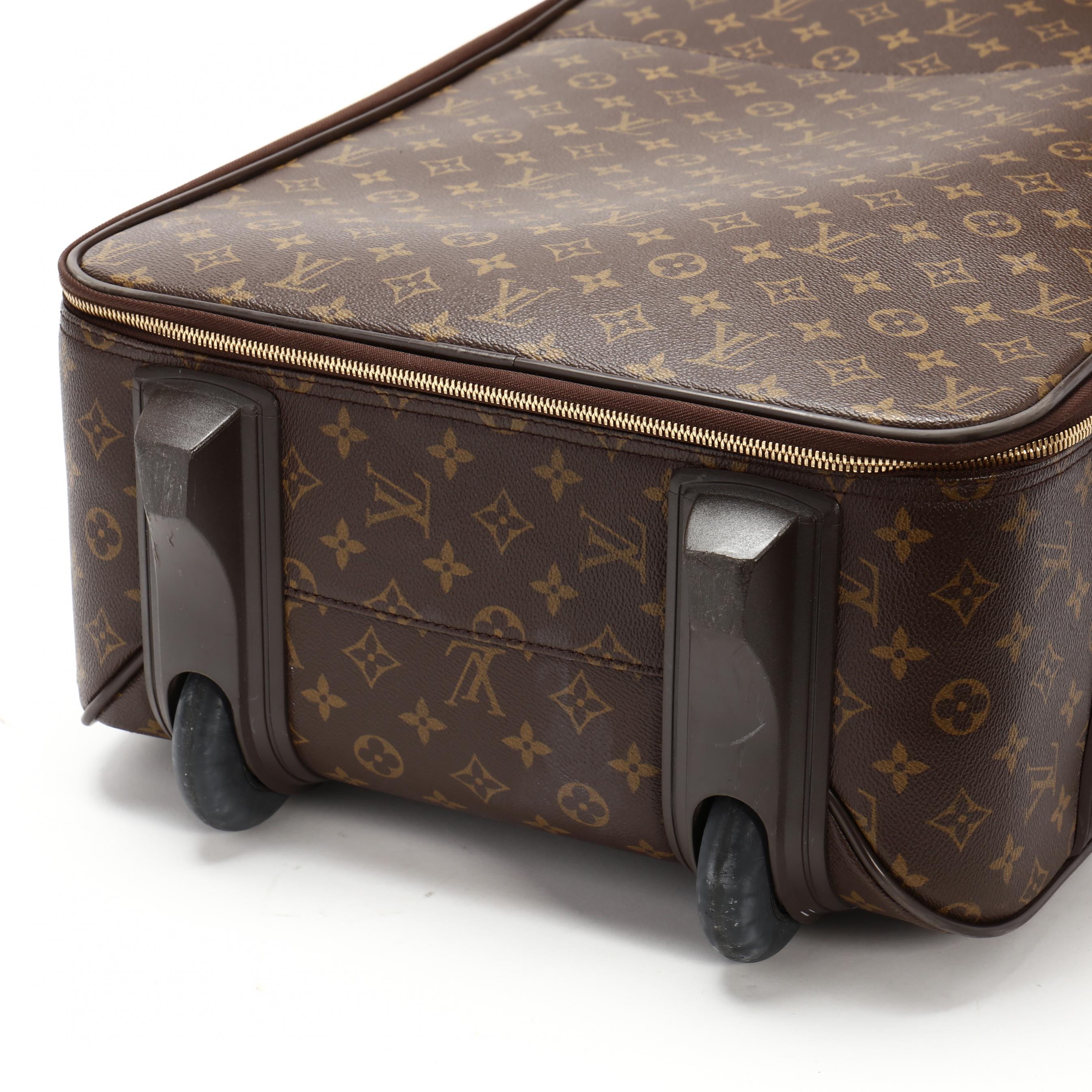Louis Vuitton Pegase 55 Rolling Suitcase (Lot 2052 - Luxury Accessories &  Jewelry AuctionSep 14, 2023, 10:00am)