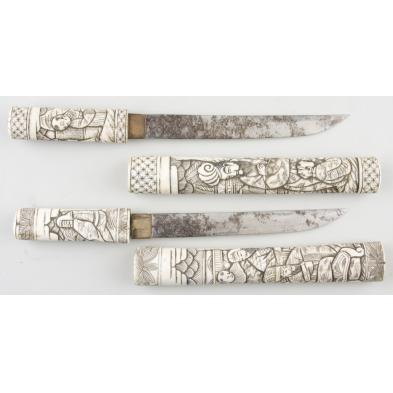 pair-of-japanese-daggers-with-ivory-grip-sheaths