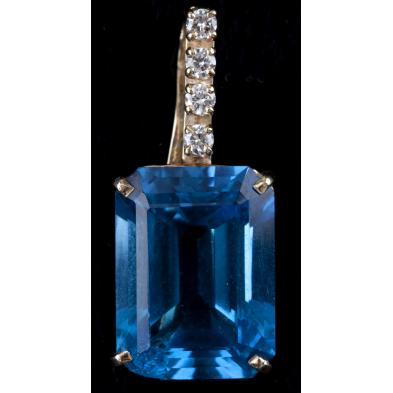 large-blue-topaz-pendant