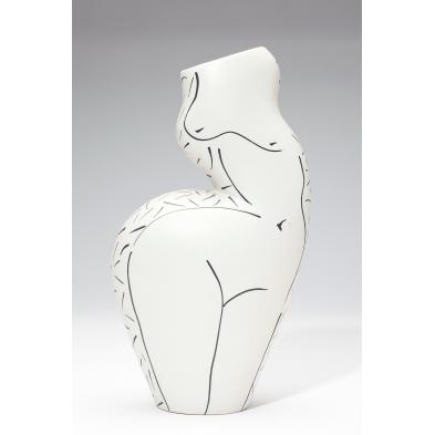 donna-polseno-ct-porcelain-vase