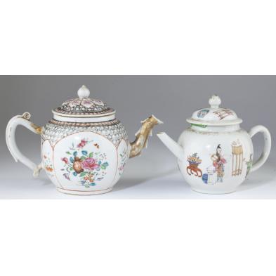 two-chinese-export-porcelain-teapots