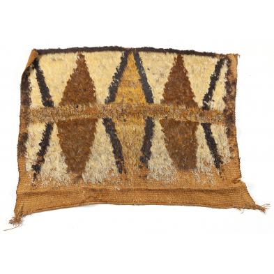 antique-feather-rug