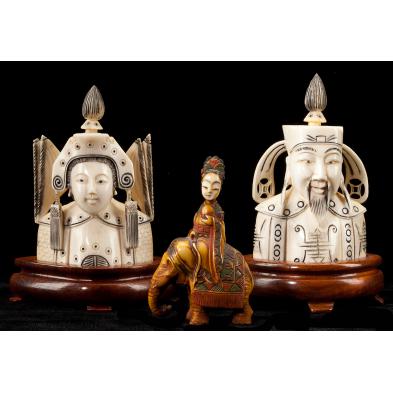 three-chinese-ivory-snuff-bottles