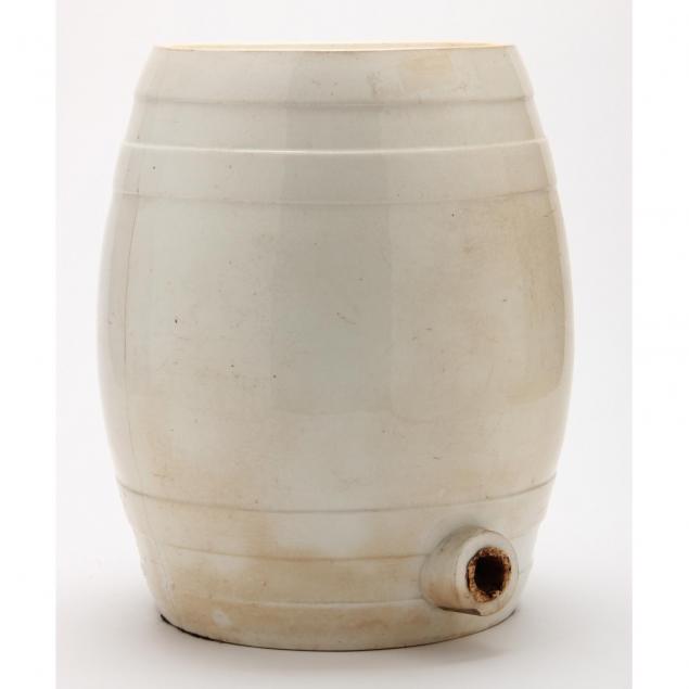 early-pottery-dispenser-jar