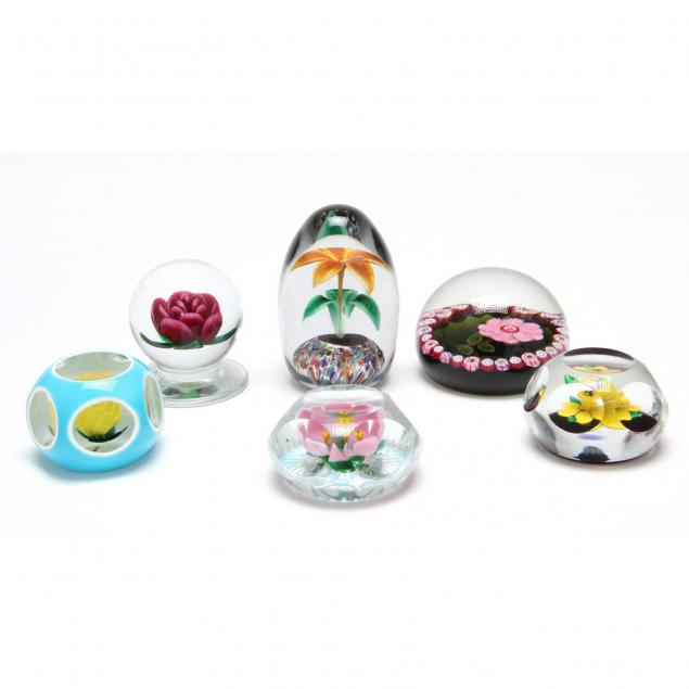 six-fine-botanical-paperweights