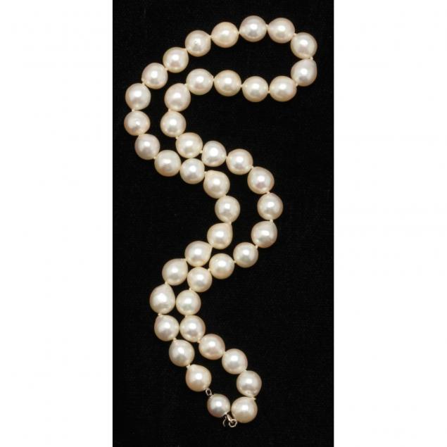 cultured-pearl-necklace