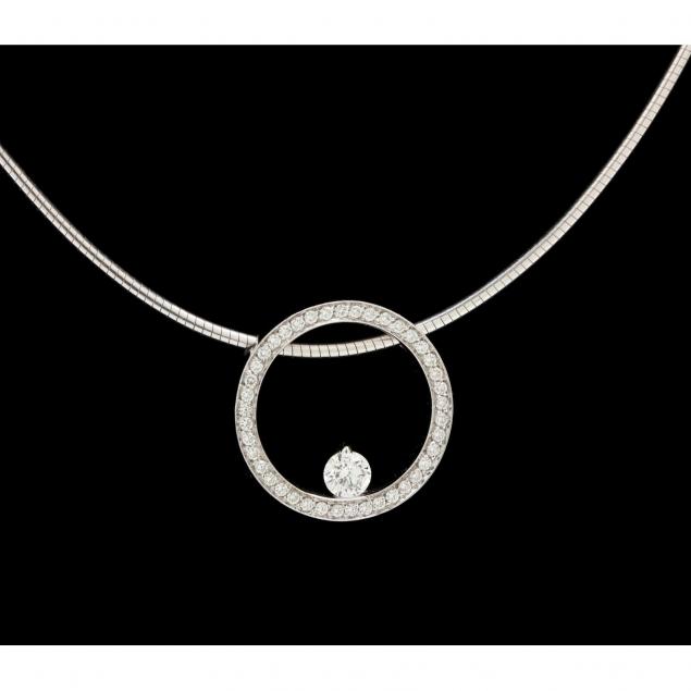 18kt-white-gold-and-diamond-necklace