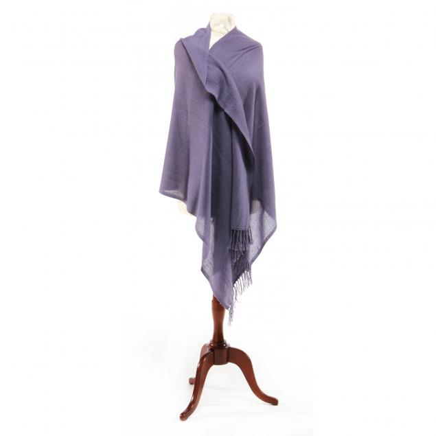 fine-cashmere-and-silk-stole-loro-piana