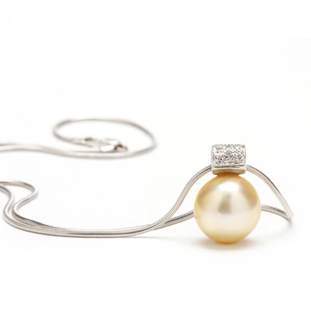 18kt-pearl-and-diamond-pendant-necklace-unoaerre