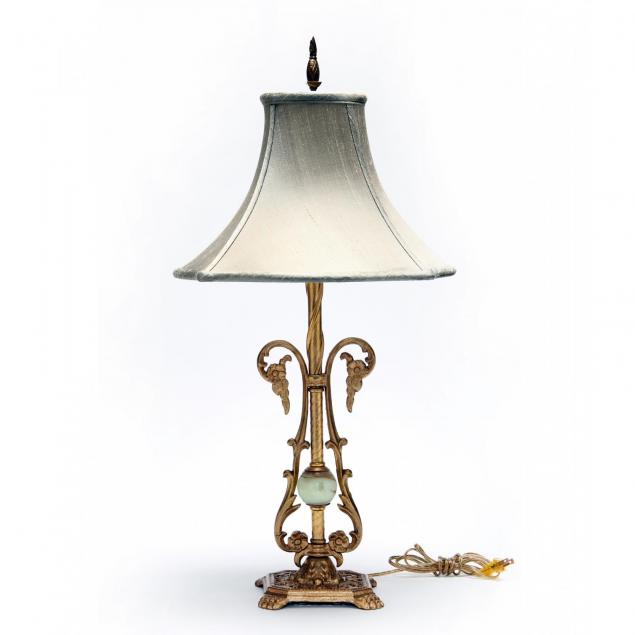 vintage-gilt-metal-table-lamp
