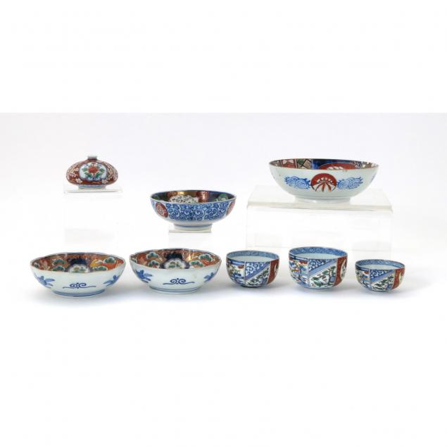 group-of-imari-porcelain