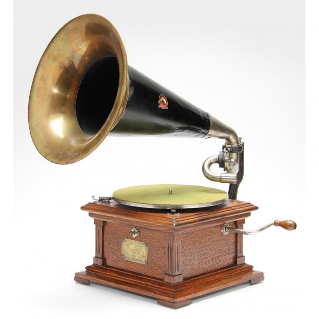 victor-ii-humpback-disc-phonograph