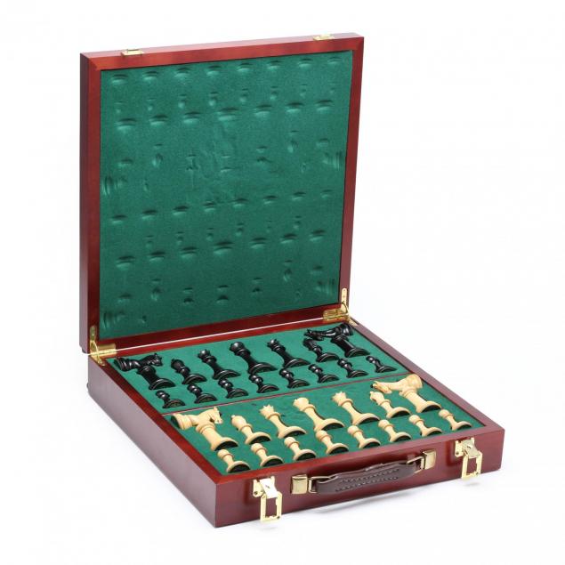 staunton-boxed-collector-series-chess-set