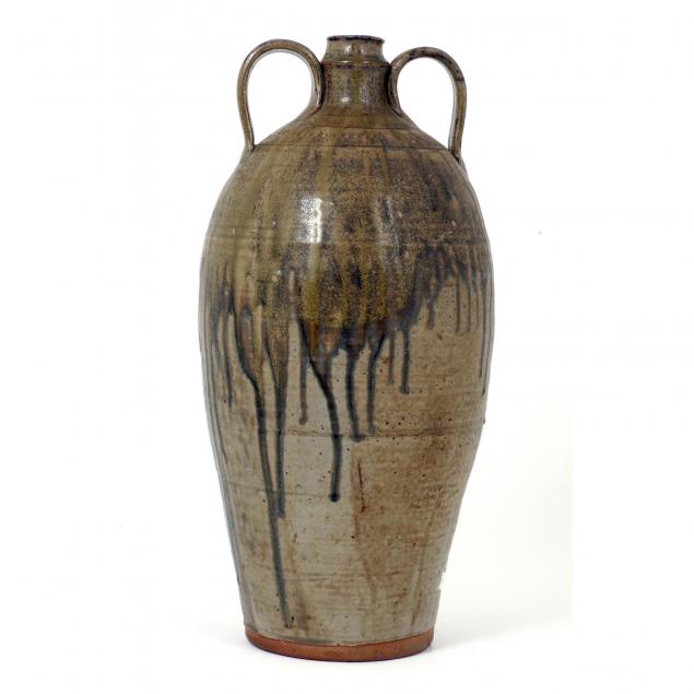 oakland-pottery-tall-vessel
