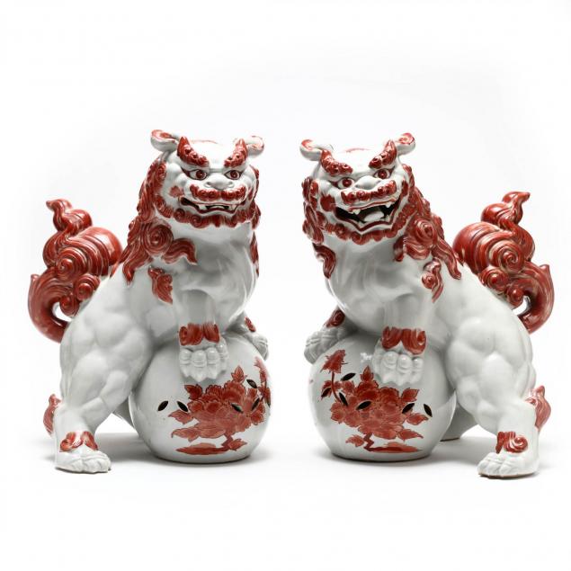 pair-of-chinese-porcelain-foo-lions