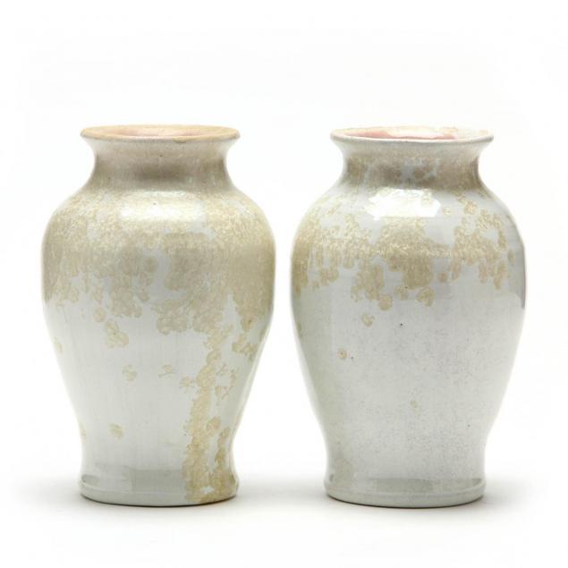 nc-art-pottery-pisgah-forest-pair-of-vases