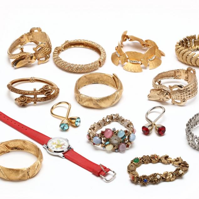 costume-jewelry-group