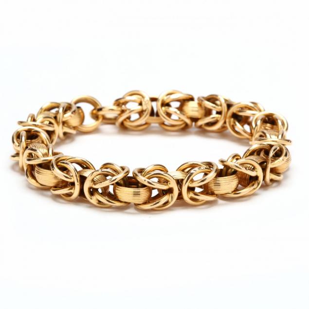 18kt-gold-bracelet-signed