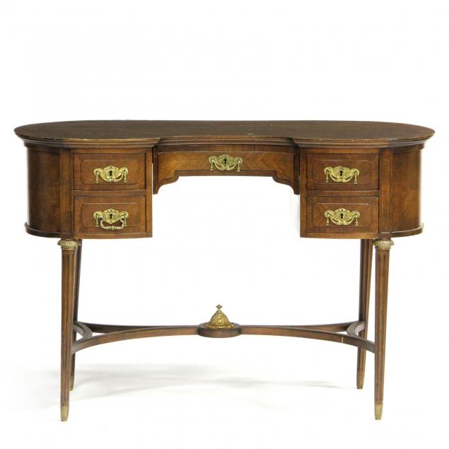 louis-xvi-style-vanity