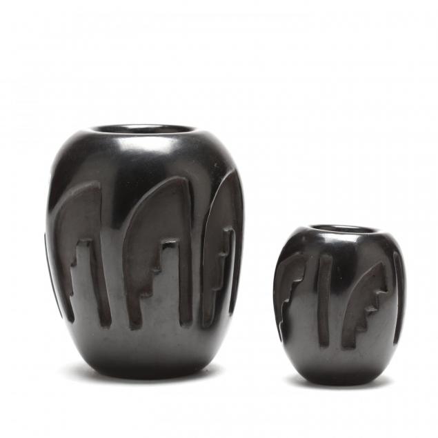 two-santa-clara-blackware-vases-by-celestina-naranjo