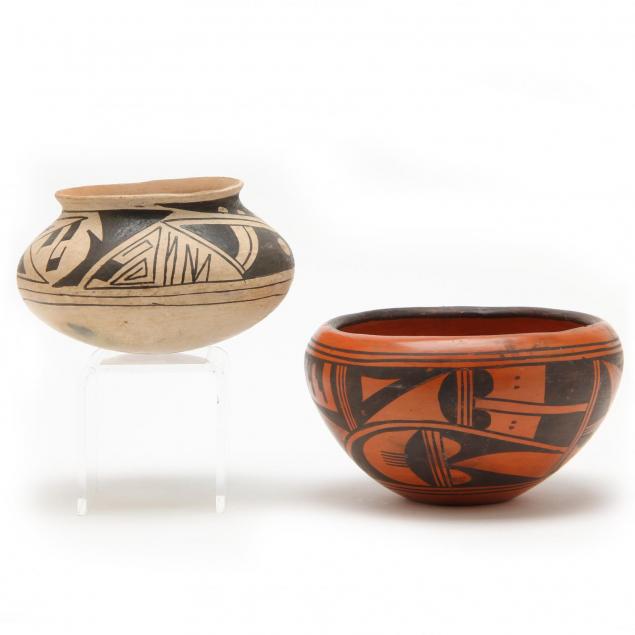 two-native-american-pueblo-pots