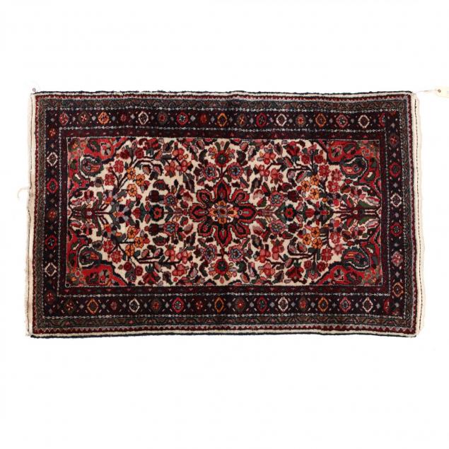 hamadan-area-rug