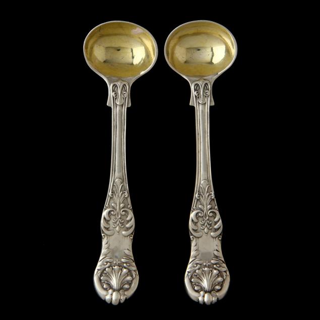 a-pair-of-victorian-silver-queens-master-salt-spoons