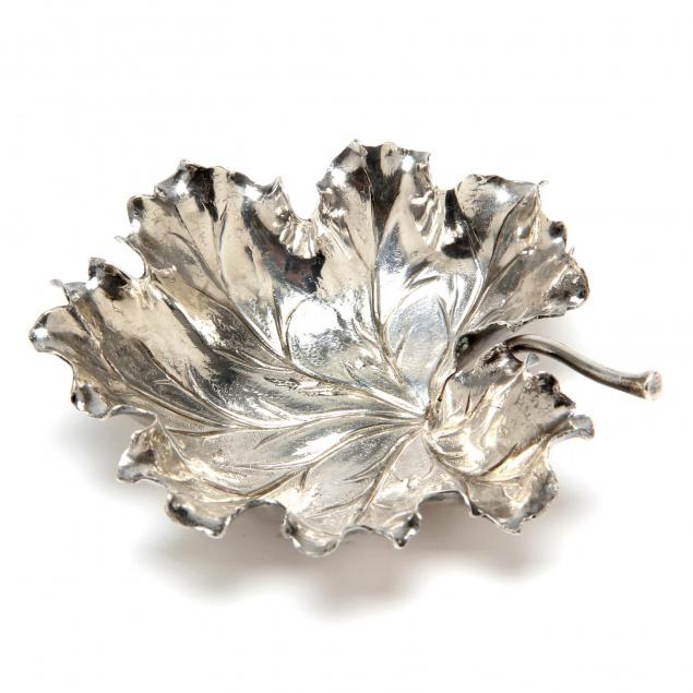 a-buccellati-sterling-silver-geranium-leaf-dish