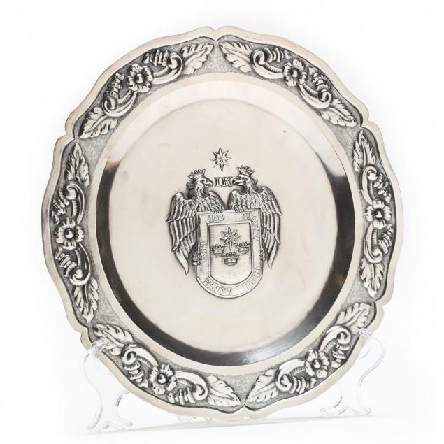 a-peruvian-sterling-silver-armorial-charger