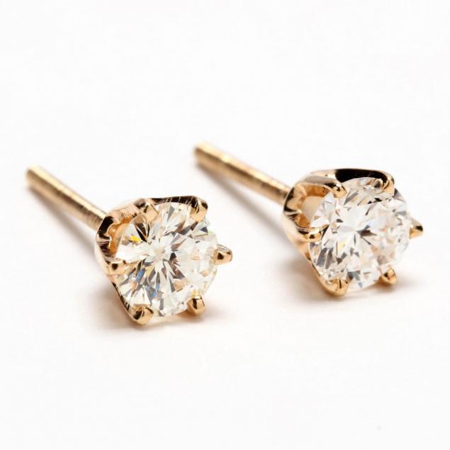 pair-of-diamond-stud-earrings