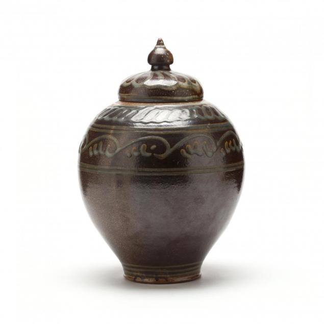 daniel-johnston-seagrove-lidded-jar