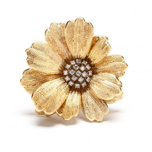 18kt-gold-and-diamond-flower-brooch