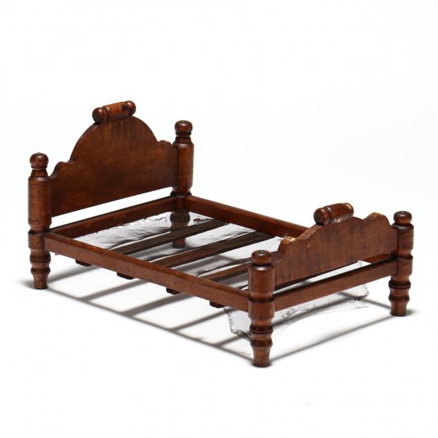 antique-folky-maple-doll-bed