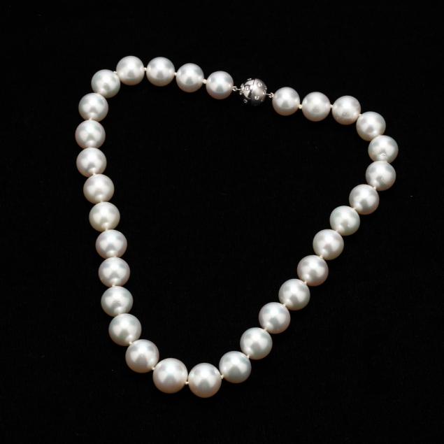 18kt-south-sea-pearl-and-diamond-necklace-lilli