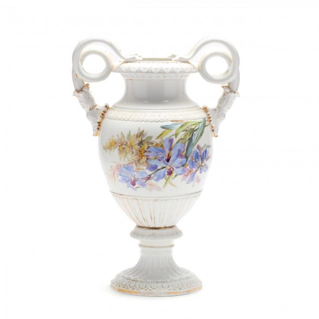 a-meissen-gilt-decorated-porcelain-vase