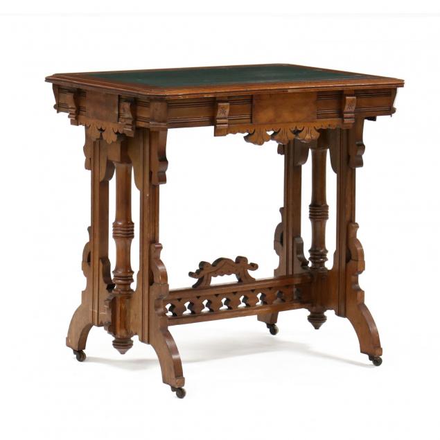 american-victorian-walnut-parlor-table