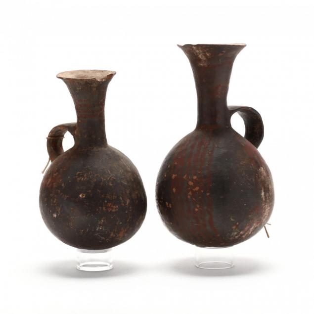 near-pair-of-middle-bronze-age-pitchers