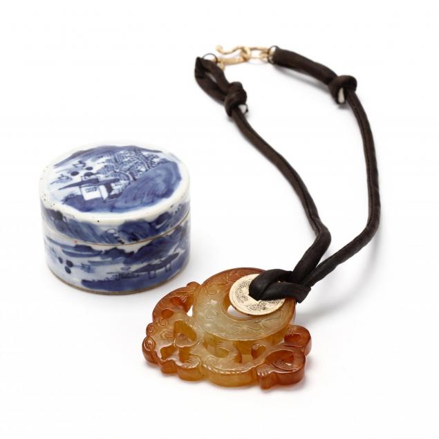 chinese-carved-jade-amulet-and-lidded-box