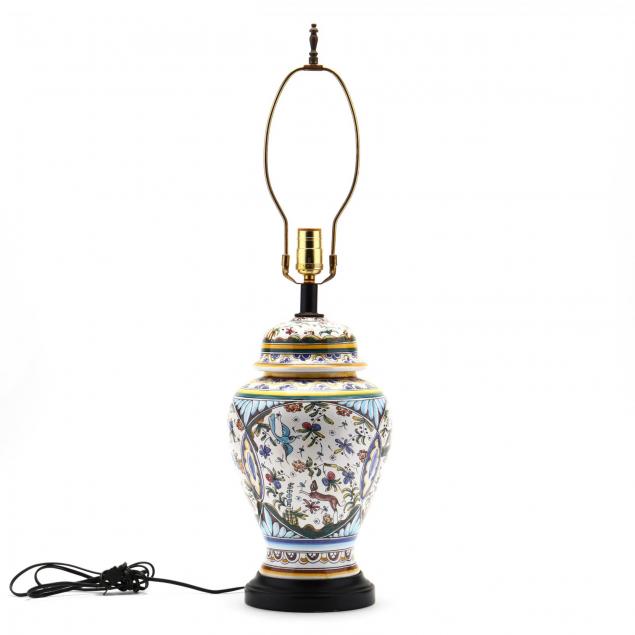 italian-pottery-table-lamp