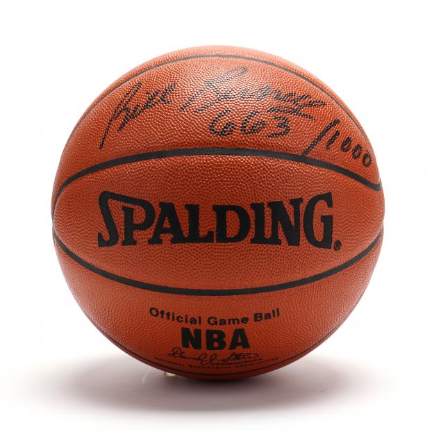 bill-russell-autographed-nba-basketball