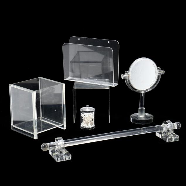 lucite-bathroom-acessories