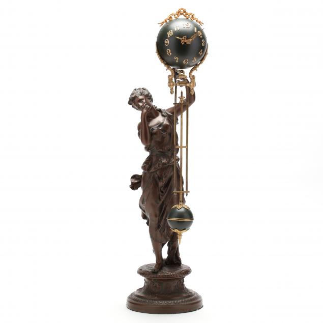 figural-swinging-clock