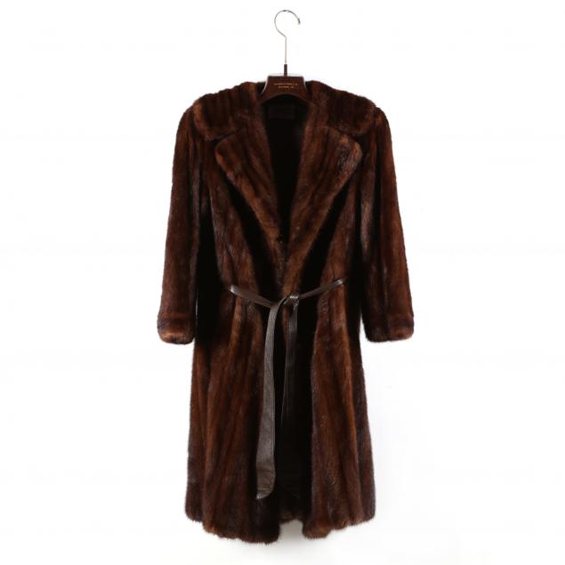 vintage-ladies-mink-coat