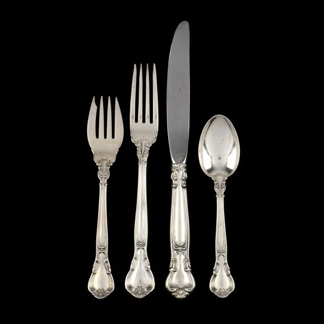 gorham-chantilly-sterling-silver-flatware-service