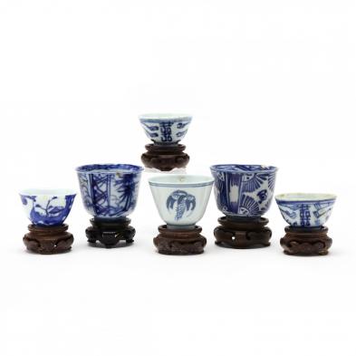 six-asian-blue-and-white-porcelain-tea-bowls